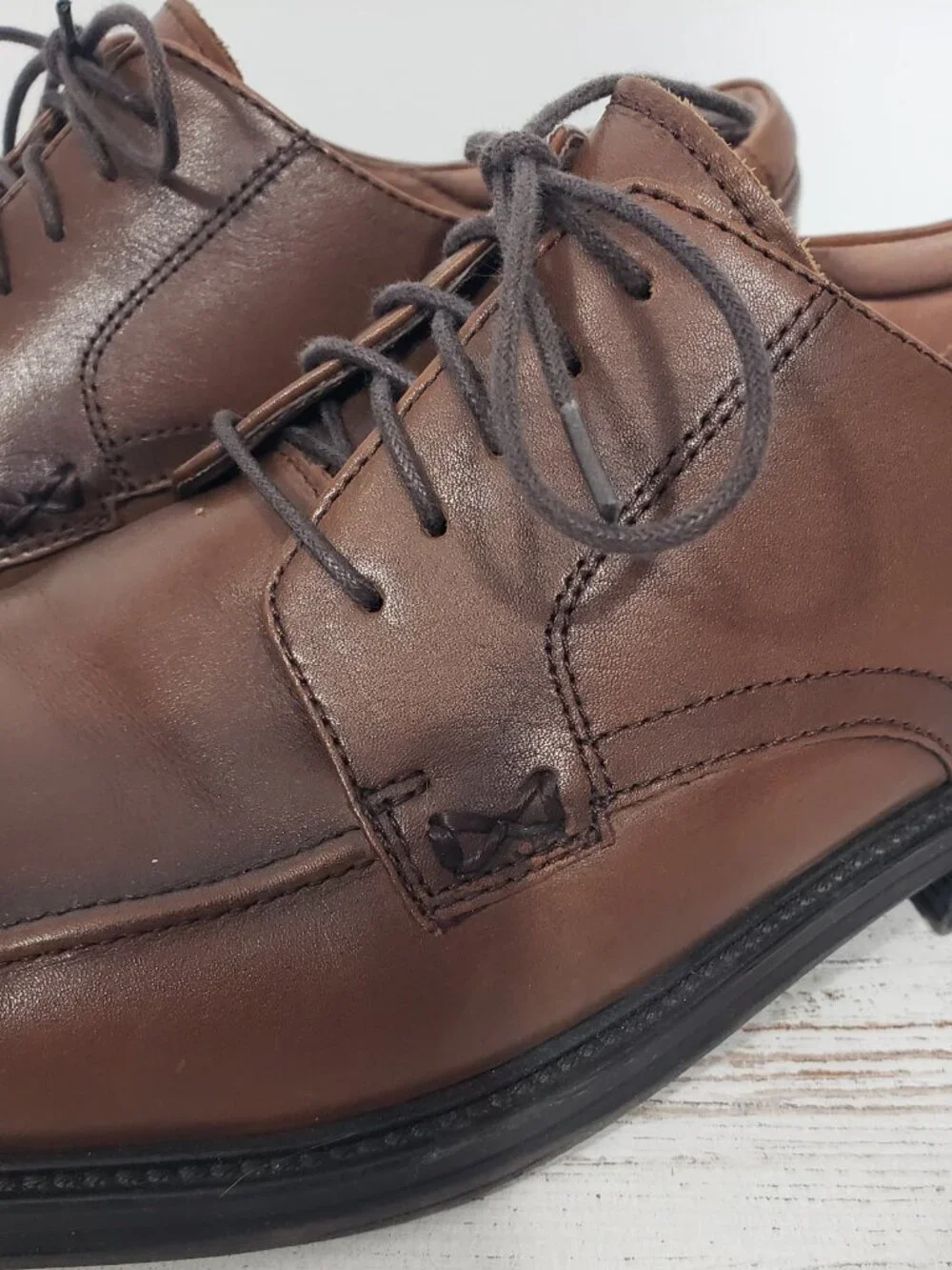 Bostonian brown leather